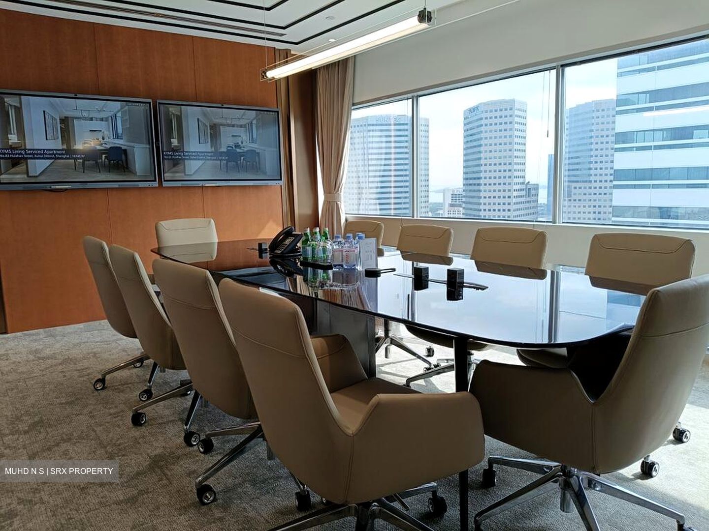 Gateway East (D7), Office #525306431